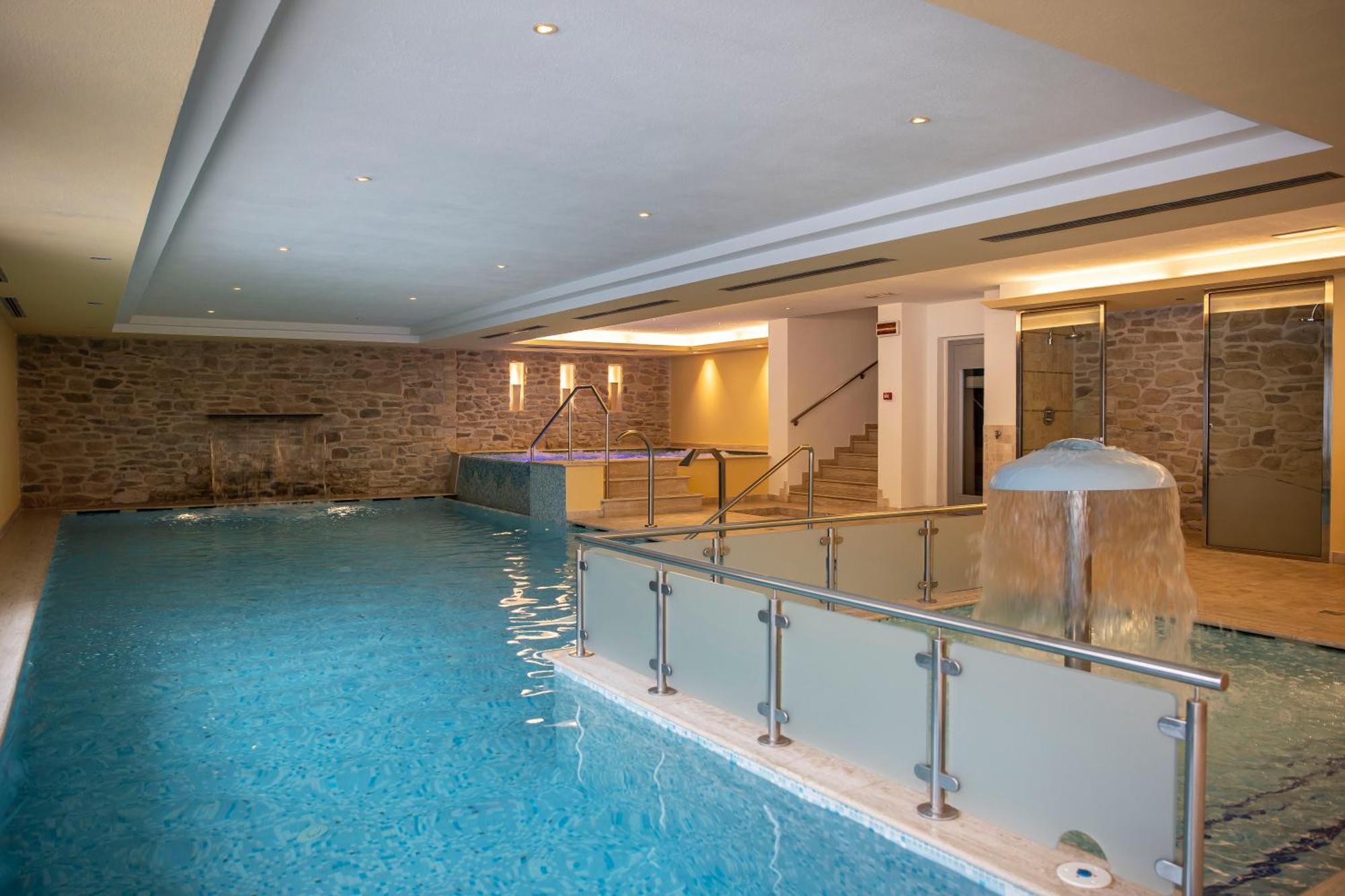 Beverly Alps Hotel & Spa Pinzolo Exterior foto