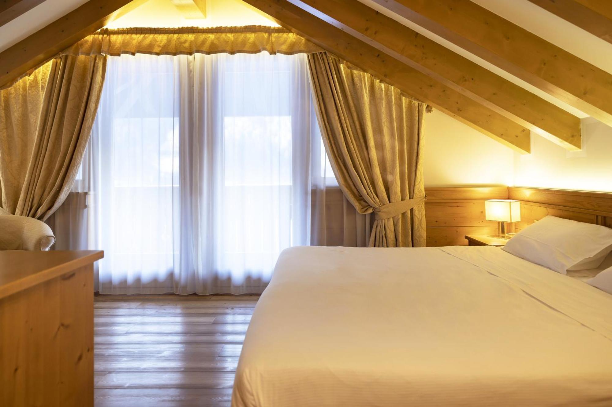 Beverly Alps Hotel & Spa Pinzolo Zimmer foto